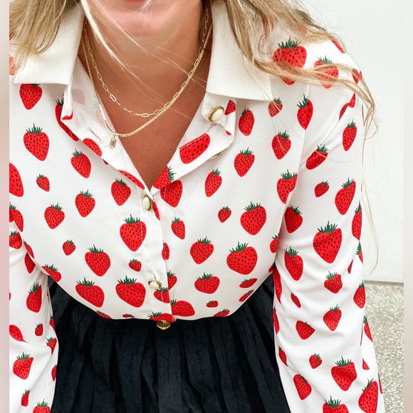 SOLD** Sister Jane Strawberry Court white silk red print bow tie blouse top M - Picture 5 of 9